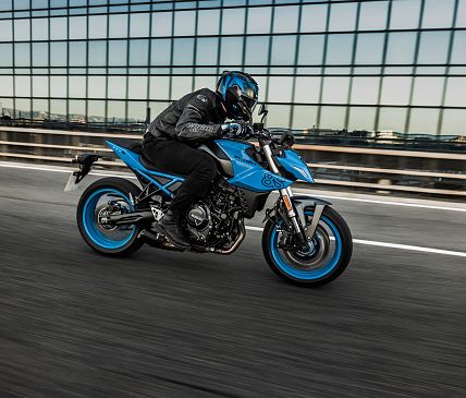 Suzuki GSX-8S
