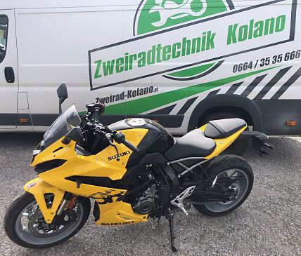 Suzuki GSX-8R