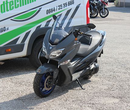 Suzuki Burgman 400