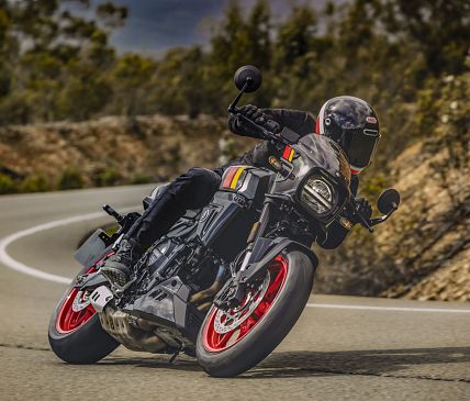 Die Suzuki GSX-8TT